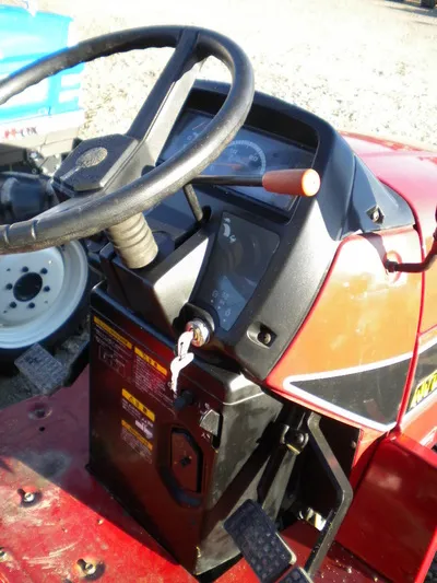 Mitsubishi MTX225 - 6