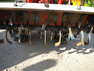 Hinomoto E2002 2WD - 7