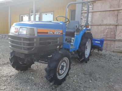 Iseki TF223 - 3