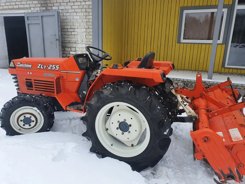Kubota L1-255 - 2