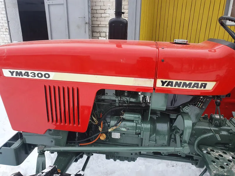 Yanmar YM4300 - 4