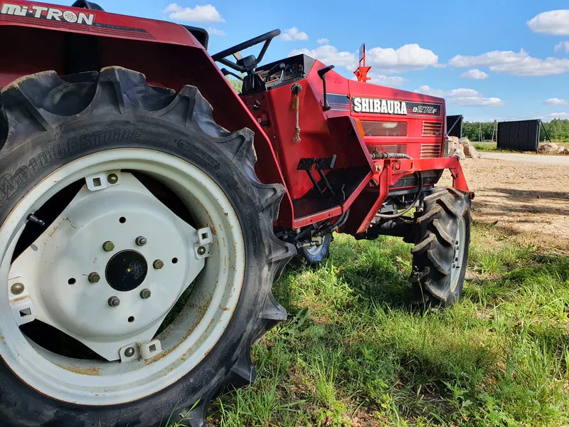 Shibaura D275 - 9