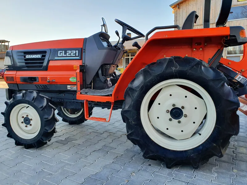 Kubota GL-221