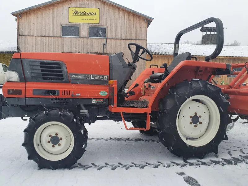 Kubota GL-220