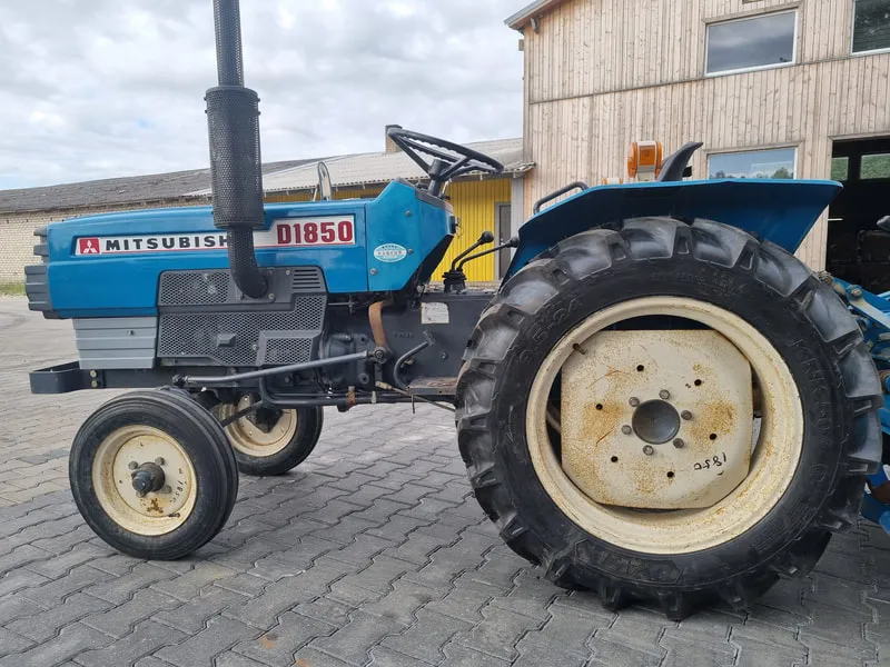 Mitsubishi D1850