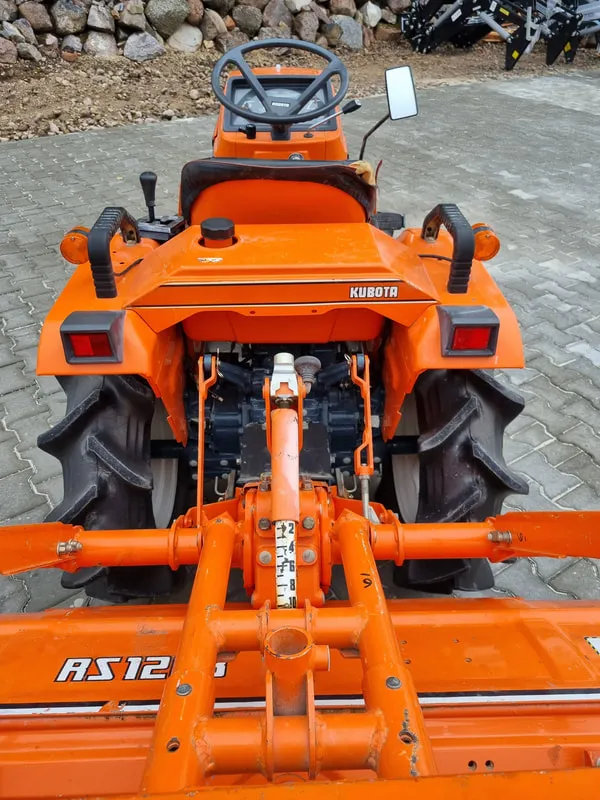 Kubota B1-14 - 5