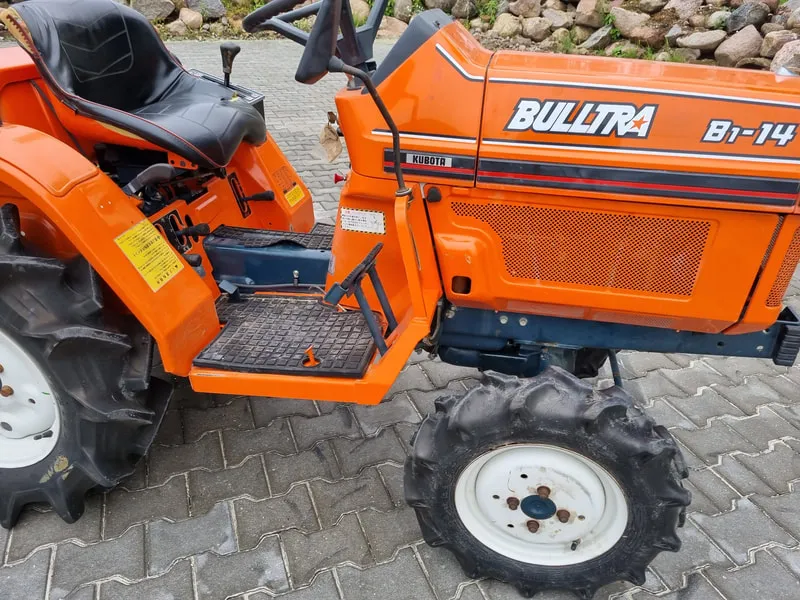 Kubota B1-14 - 7