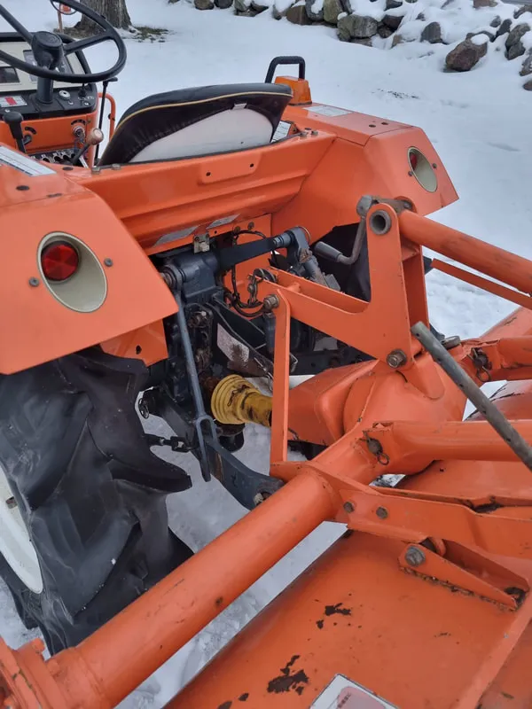Kubota ZL2002 - 8
