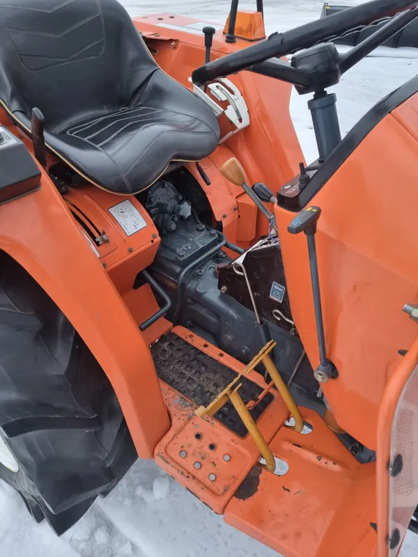 Kubota ZL2002 - 6