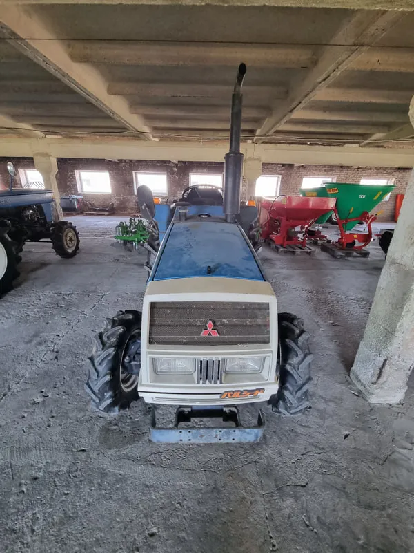 Mitsubishi MT2001X - 8