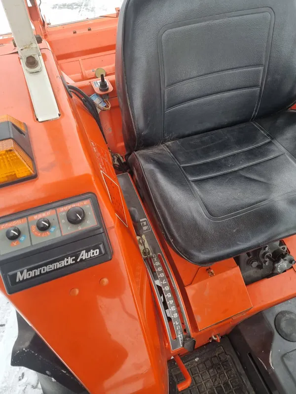 Kubota L1-215 - 6