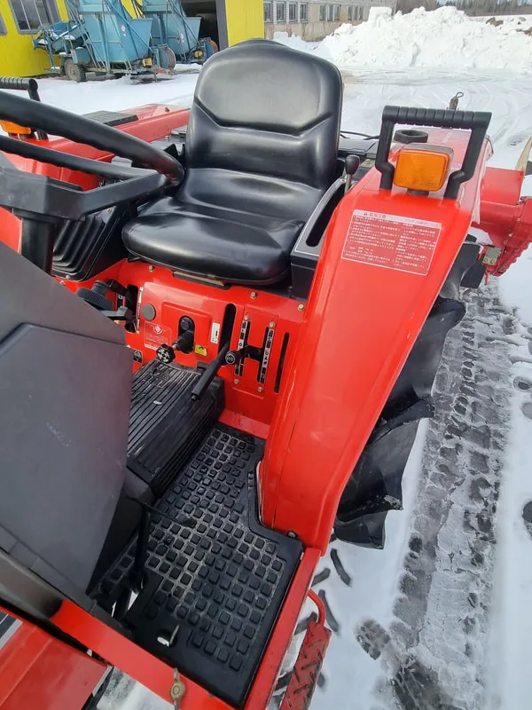 Yanmar F215 (roolivõimendi) - 5