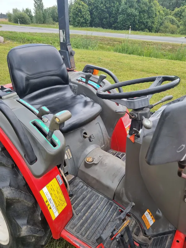 Yanmar AF220 - 6