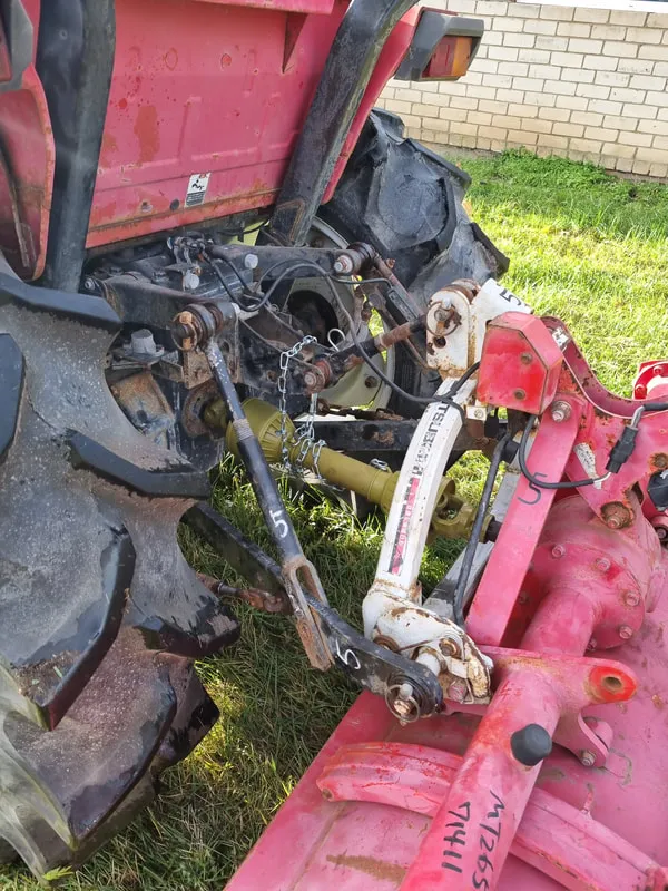 Mitsubishi MT265 - 6