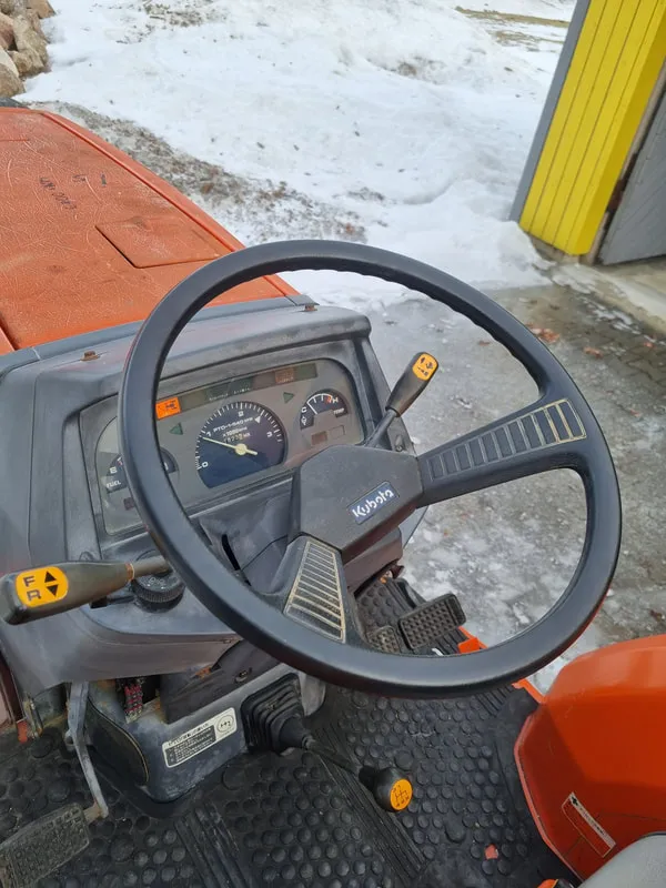 Kubota GL300 - 8