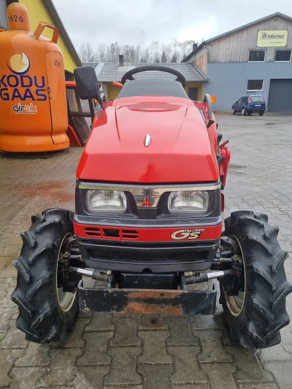 Mitsubishi MT240 - 2