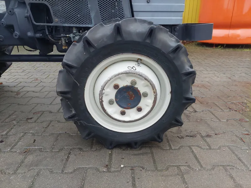 Mitsubishi D1650FD - 4