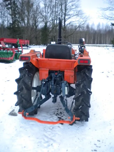 Kubota L1-22+laadur(UUS!) - 2