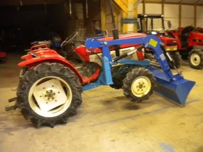 YANMAR YM2000+laadur