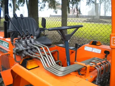 Kubota L1-R20 - 4