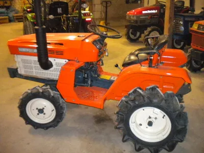 Kubota B1200 - 3