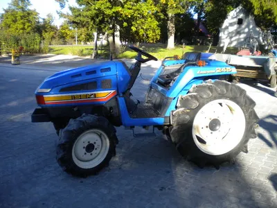 Iseki TU245