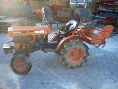 Kubota B5000 - 3