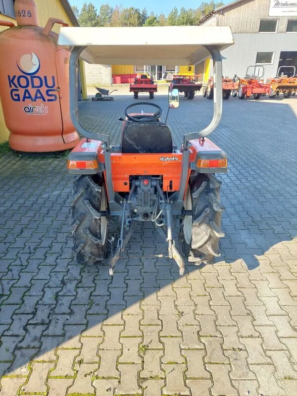 Kubota GL21 - 4