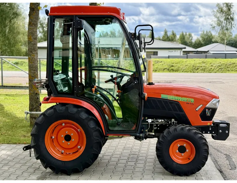 Hinomoto HM275 kabiiniga - 2