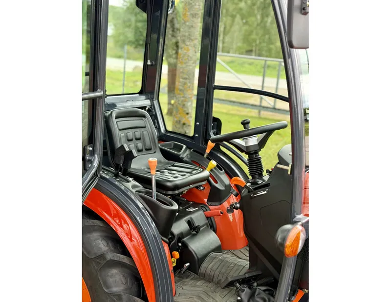 Hinomoto HM275 kabiiniga - 9