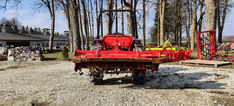 Mitsubishi MTM-300 - 7