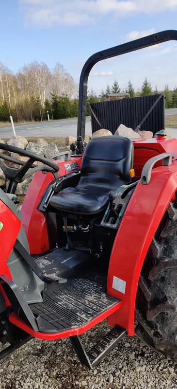 Mitsubishi MTM-300 - 9