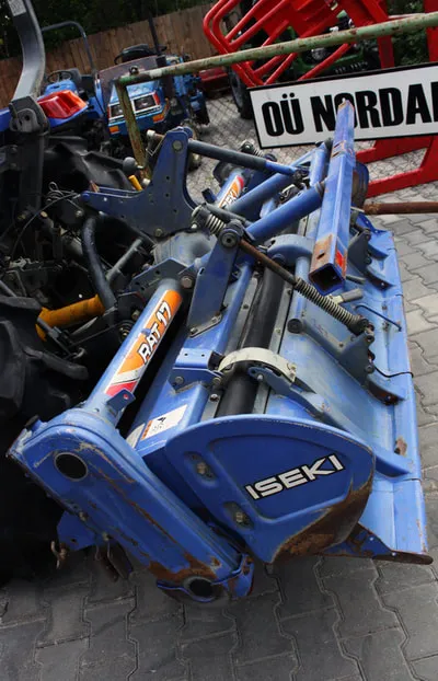 Iseki AT33 - 6